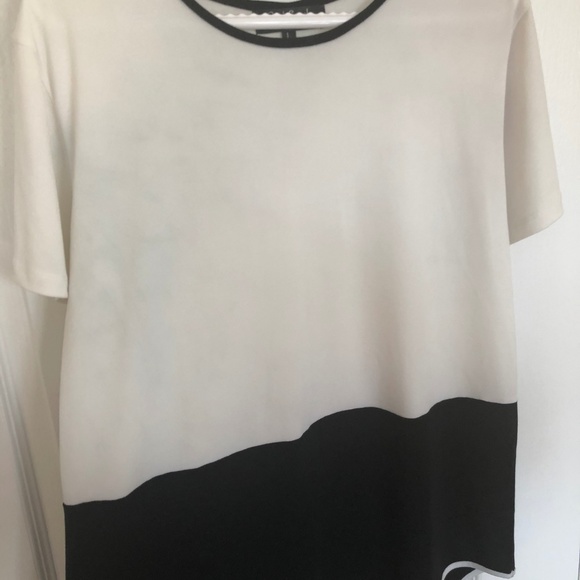 SOLD - White and black blouse - Picture 2 of 4